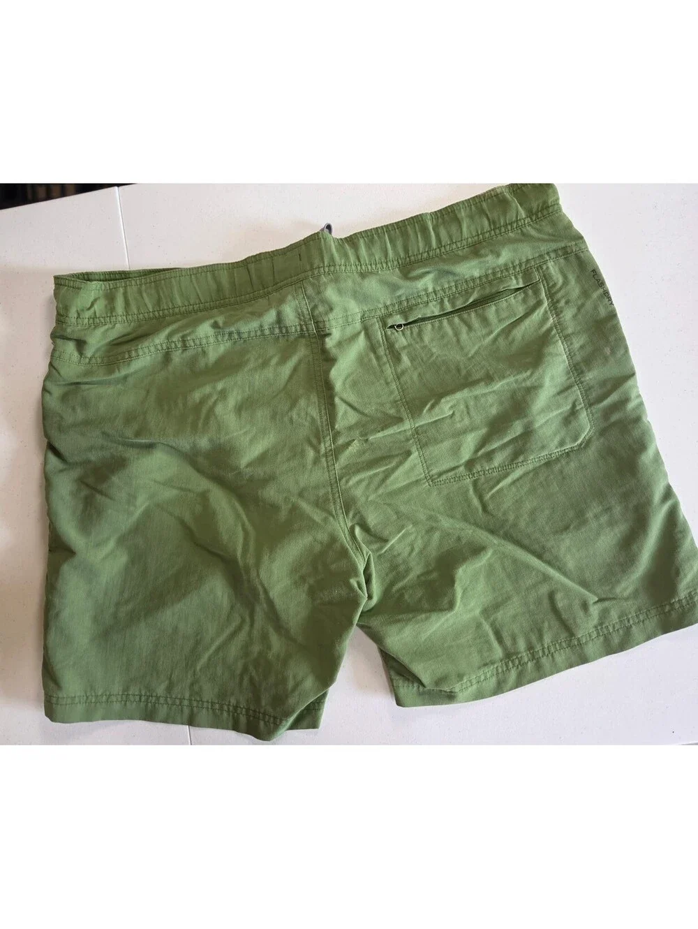 The North Face Men's Green Outdoor Shorts Size L